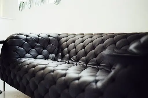 Leather-Cleaning--in-Honolulu-Hawaii-leather-cleaning-honolulu-hawaii.jpg-image